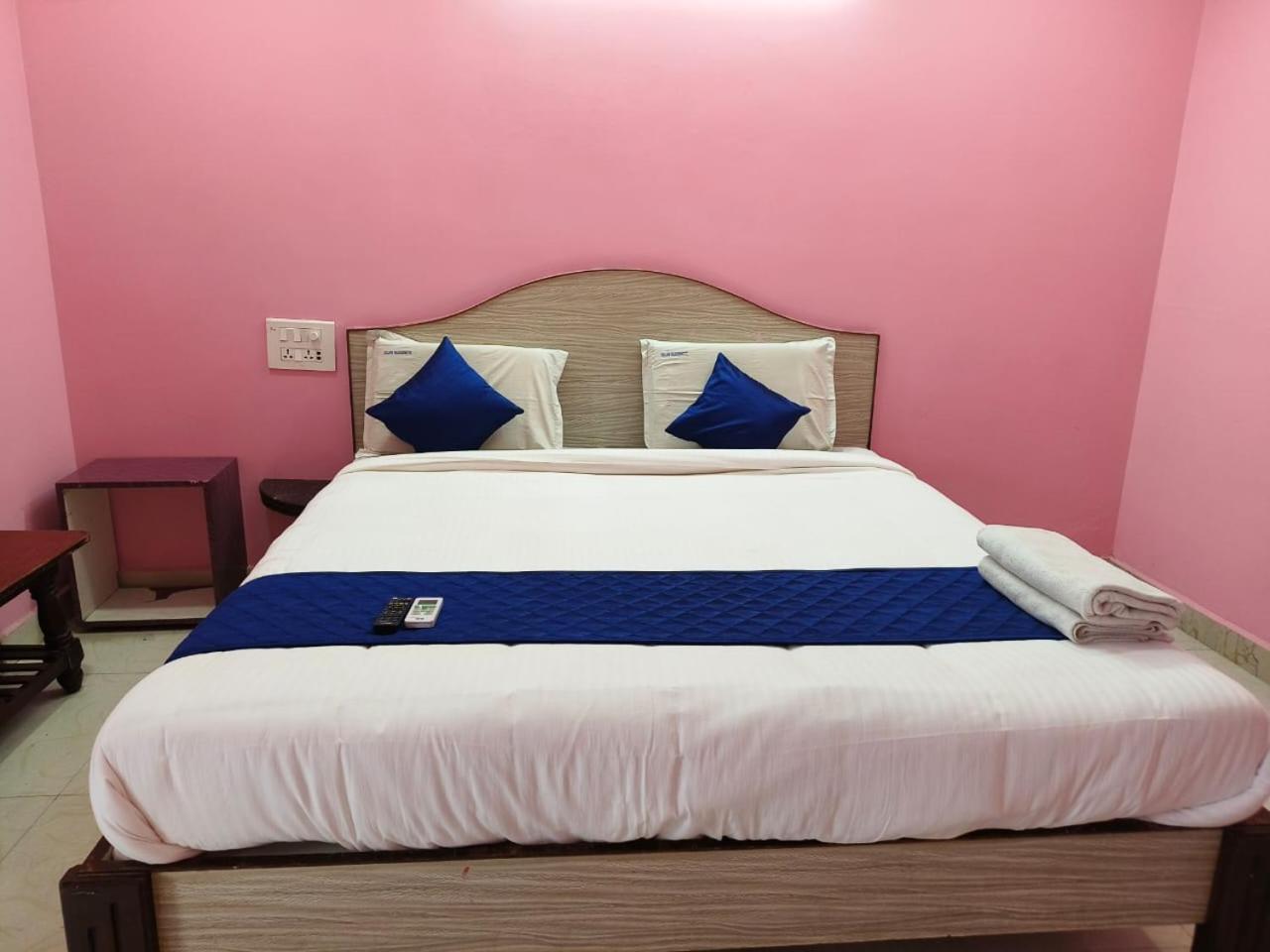 Villa Sujan Residency'S Tirupati Esterno foto