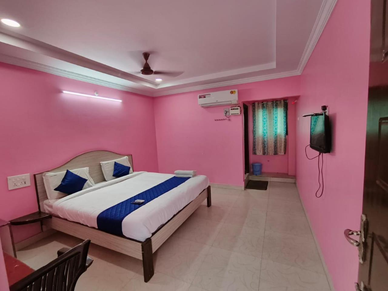 Villa Sujan Residency'S Tirupati Esterno foto