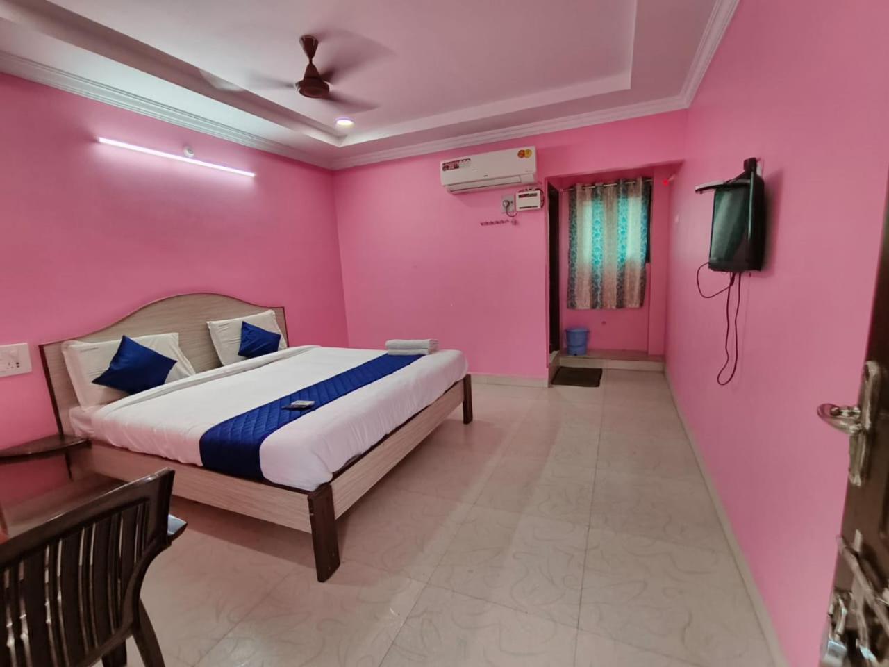 Villa Sujan Residency'S Tirupati Esterno foto