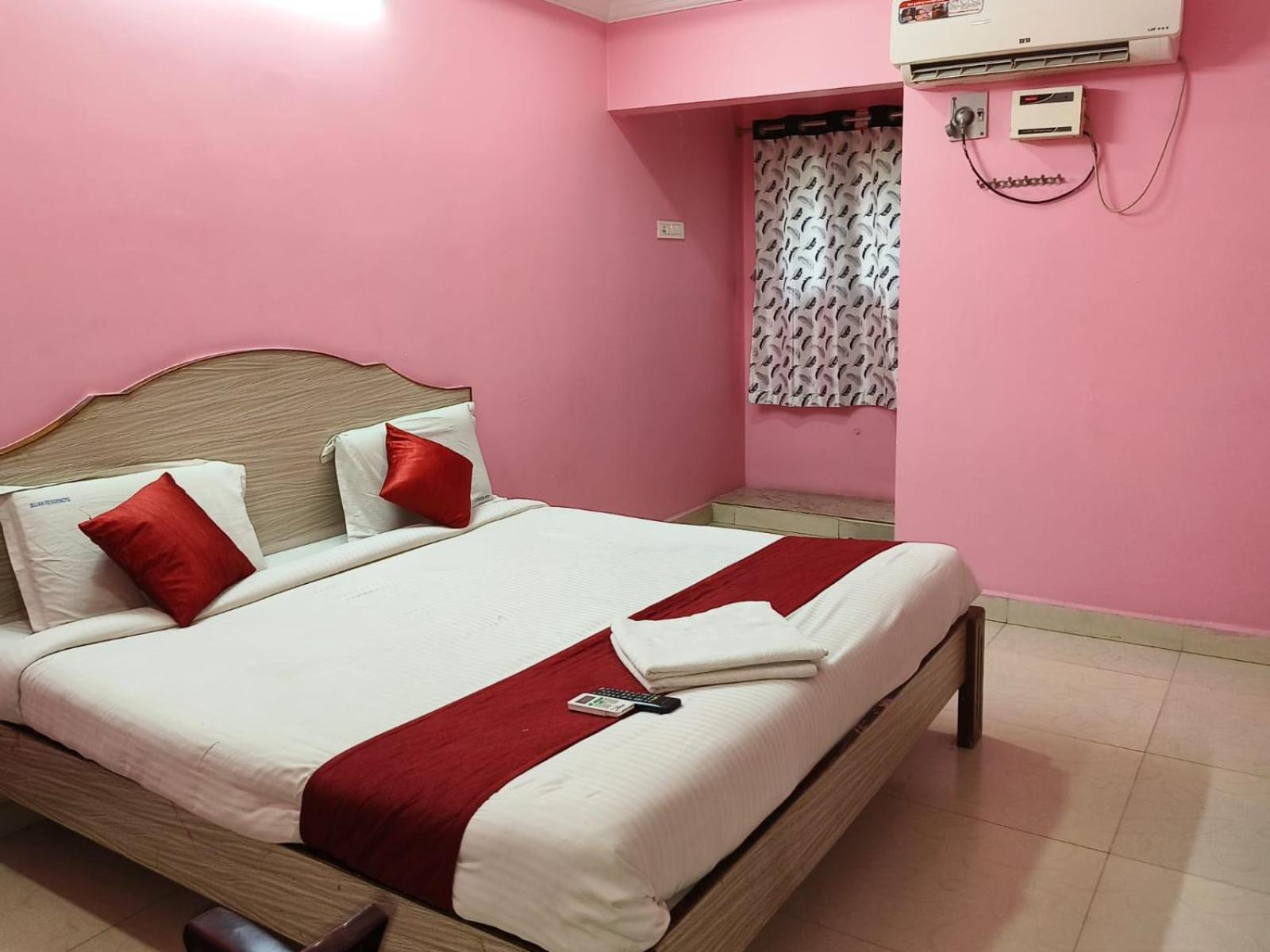 Villa Sujan Residency'S Tirupati Esterno foto