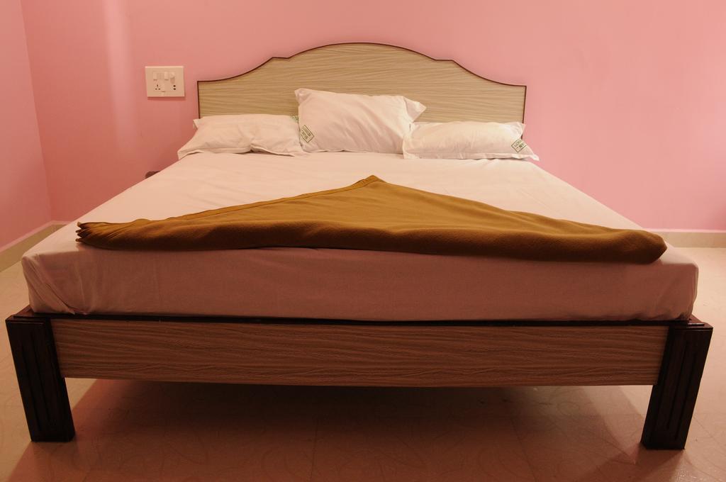 Villa Sujan Residency'S Tirupati Esterno foto