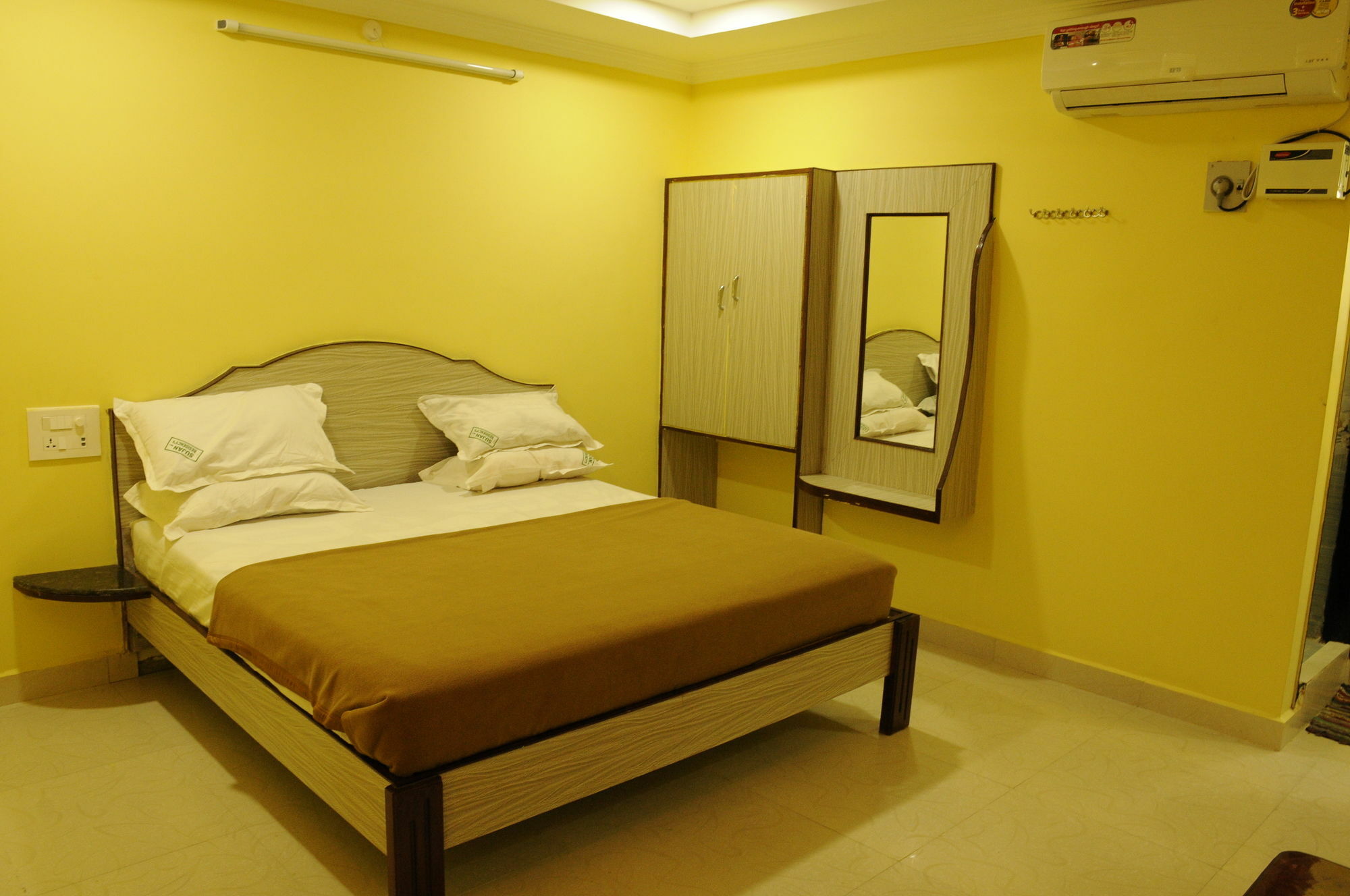 Villa Sujan Residency'S Tirupati Esterno foto